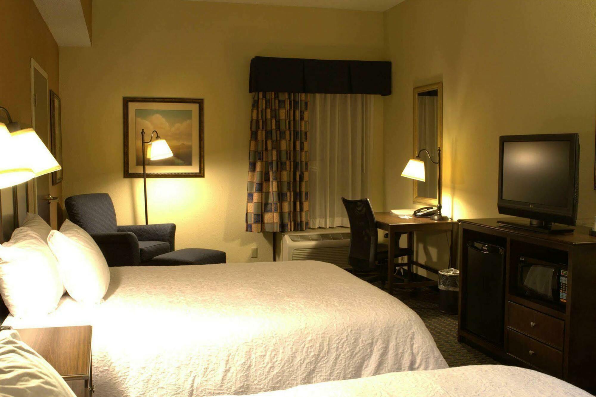 Hampton Inn Princeton Exterior foto